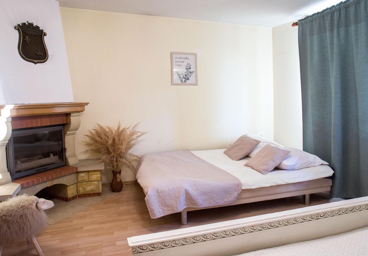 Appartement Miedzy Owcami à Sromowce Wyzne Extérieur photo